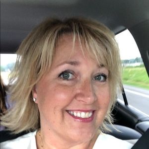 Meet your Posher, Tonia